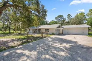 14434 Duane Ct, Spring Hill, FL 34610 - Photo 2
