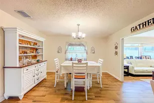 621 Timber Ln, Tarpon Springs, FL 34689 - Photo 4