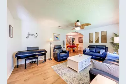621 Timber Ln, Tarpon Springs, FL 34689 - Photo 8