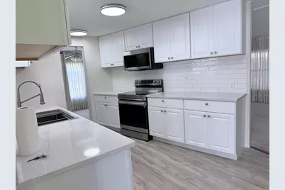 2236 Gondola Drive, Sarasota, FL 34238 - Photo 4