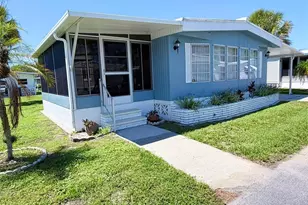 2236 Gondola Dr, Sarasota, FL 34238 - Photo 2