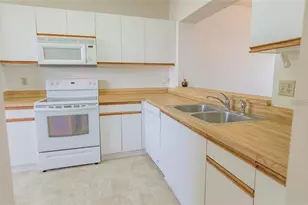 7902 Sailboat Key Blvd S, South Pasadena, FL 33707 - Photo 4
