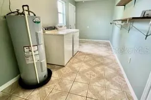 38822 Margs Ct, Zephyrhills, FL 33540 - Photo 16