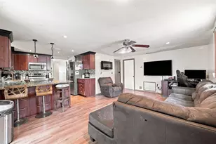 9040 Crabtree Ln, Port Richey, FL 34668 - Photo 8