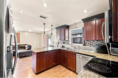 9040 Crabtree Lane, Port Richey, FL 34668 - Photo 12