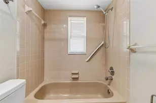 11798 David Ct, Seminole, FL 33778 - Photo 20