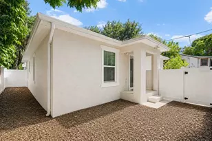325 Wisconsin Ct S, Saint Petersburg, FL 33705 - Photo 24