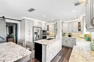 5023 Starfish Dr SE, Saint Petersburg, FL 33705 - Photo 18