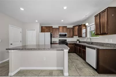 6780 Emerald Spring Loop, New Port Richey, FL 34653 - Photo 6