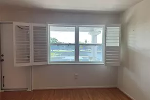 6000 20th St, Saint Petersburg, FL 33714 - Photo 4
