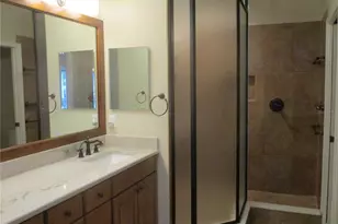 1368 Emerald Dunes Dr, Sun City Center, FL 33573 - Photo 16