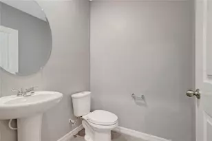 38689 Harlow Rose Dr, Zephyrhills, FL 33540 - Photo 10