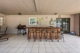 2423 Forrest Crest Cir, Lutz, FL 33549 - Photo 32