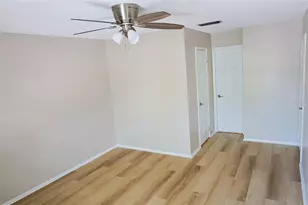 1061 85th Terrace N, Saint Petersburg, FL 33702 - Photo 8