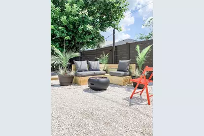 2440 9th Avenue S, Saint Petersburg, FL 33712 - Photo 4