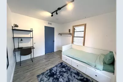 2440 9th Avenue S, Saint Petersburg, FL 33712 - Photo 12