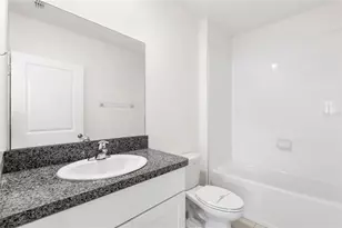 7310 Pearly Everlasting Ave, Tampa, FL 33619 - Photo 42