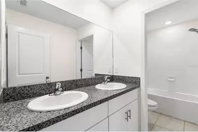 7310 Pearly Everlasting Avenue, Tampa, FL 33619 - Photo 38