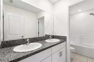 7310 Pearly Everlasting Ave, Tampa, FL 33619 - Photo 38