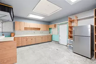 3620 Burlington Ave N, Saint Petersburg, FL 33713 - Photo 16