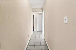 3808 N 54th St, Tampa, FL 33619 - Photo 16