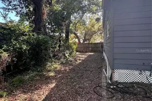 8106 N Brooks St, Tampa, FL 33604 - Photo 10