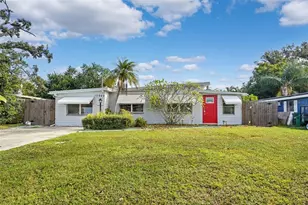 10949 105th St, Largo, FL 33773 - Photo 2