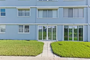 4895 Bay St NE, Saint Petersburg, FL 33703 - Photo 52