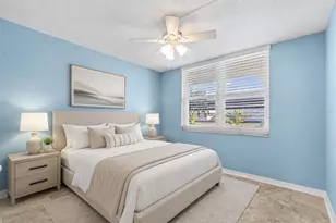 4895 Bay St NE, Saint Petersburg, FL 33703 - Photo 10