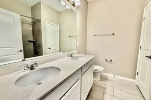 34329 Evergreen Hill Ct, Wesley Chapel, FL 33545 - Photo 30