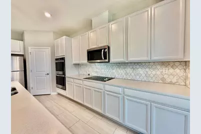 34329 Evergreen Hill Court, Wesley Chapel, FL 33545 - Photo 12