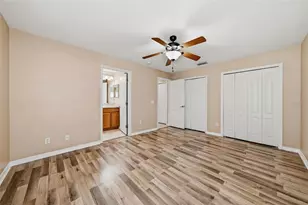 925 Windton Oak Dr, Ruskin, FL 33570 - Photo 24