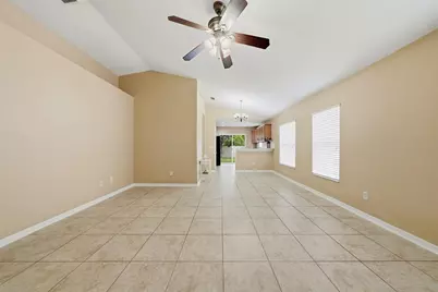 925 Windton Oak Drive, Ruskin, FL 33570 - Photo 8