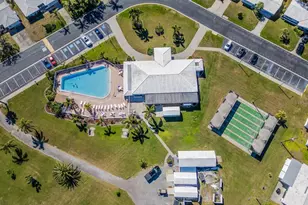 14104 89th Ave, Seminole, FL 33776 - Photo 28
