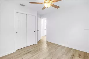 231 93rd Ave N, Saint Petersburg, FL 33702 - Photo 18