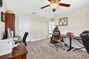 10704 Pegasus Valley Ct, Tampa, FL 33647 - Photo 34