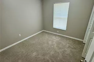 3305 E 38th Ave, Tampa, FL 33610 - Photo 16
