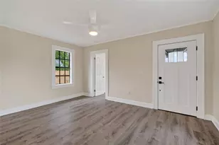 1327 35th St S, Saint Petersburg, FL 33711 - Photo 12