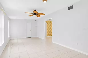 568 Manor Dr, Dunedin, FL 34698 - Photo 8