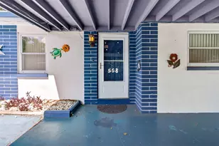 568 Manor Dr, Dunedin, FL 34698 - Photo 4