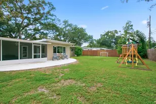 613 Imperial Dr, Largo, FL 33771 - Photo 30