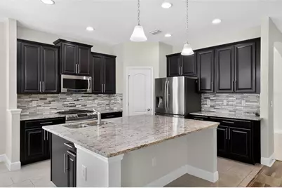11014 Spring Point Circle, Riverview, FL 33579 - Photo 8