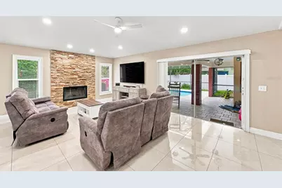 16502 Cayman Drive, Tampa, FL 33624 - Photo 10