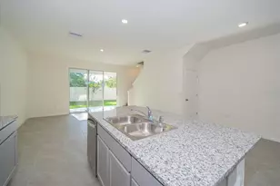 16642 Maude Dr, Wimauma, FL 33598 - Photo 6
