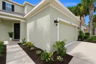 16065 Bella Woods Dr, Tampa, FL 33647 - Photo 4