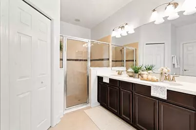 16065 Bella Woods Drive, Tampa, FL 33647 - Photo 38