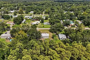 6415 Mangrove Dr, Wesley Chapel, FL 33544 - Photo 28