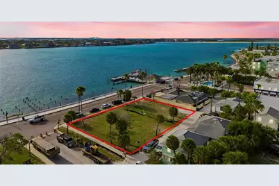 808 Pass A Grille Way, Saint Pete Beach, FL 33706 - Photo 4