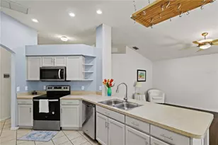 34703 Birchmont Ln, Zephyrhills, FL 33541 - Photo 20