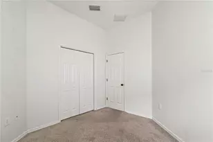 34703 Birchmont Ln, Zephyrhills, FL 33541 - Photo 28